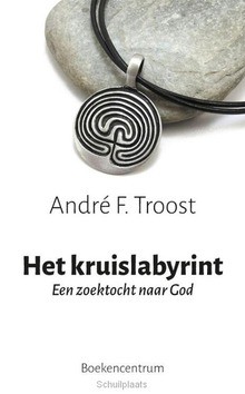 HET KRUISLABYRINTH - TROOST, ANDRÉ F. - 9789023928898