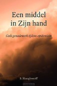 MIDDEL IN ZIJN HAND