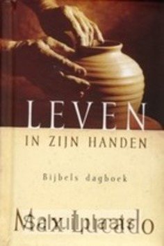 LEVEN IN ZIJN HANDEN - LUCADO - 9789033818707