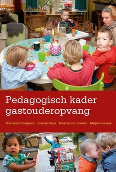 PEDAGOGISCH KADER GASTOUDEROPVANG - BOOGAARD, MARIANNE; HOEX, JOSETTE; DAALE - 9789036813297