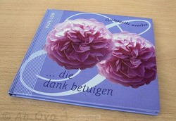 GEVLEUGELDE WOORDEN DIE DANK BETUIGEN - 9789052225128