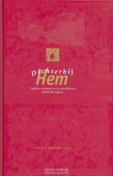 DICHTERBIJ HEM - MACARTHUR - 9789063180645