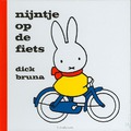 NIJNTJE OP DE FIETS