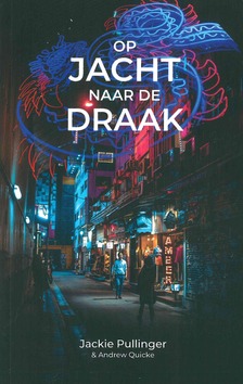 OP JACHT NAAR DE DRAAK - PULLINGER, JACKIE - 9789083083551