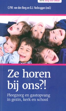 ZE HOREN BIJ ONS - 9789402904758