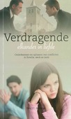 VERDRAGENDE ELKANDER IN LIEFDE
