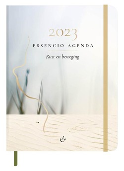 ESSENCIO AGENDA 2023 KLEIN A6 - ESSENCIO - 9789491808845