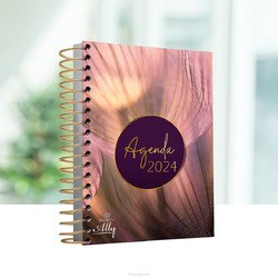 MAJESTICALLY VROUWENAGENDA 2023 - 2024 - 9789493206298